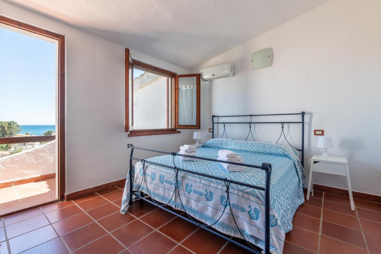 Damiano Holiday House Porto Columbu - Perd'E Sali Esterno foto