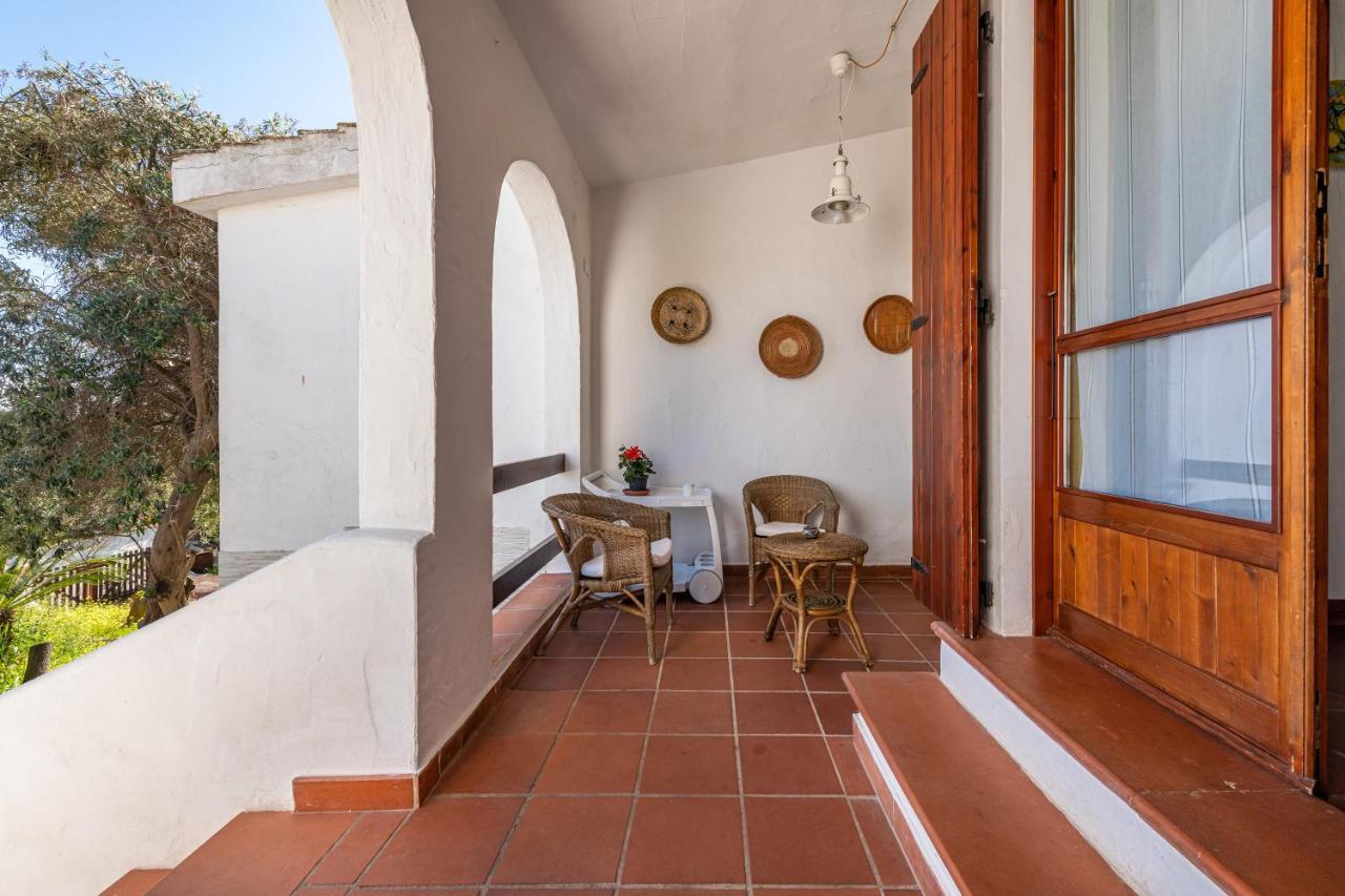 Damiano Holiday House Porto Columbu - Perd'E Sali Esterno foto