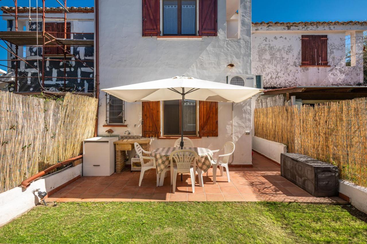 Damiano Holiday House Porto Columbu - Perd'E Sali Esterno foto